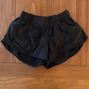 Hotty Hot Low Rise Lined 2.5” Short